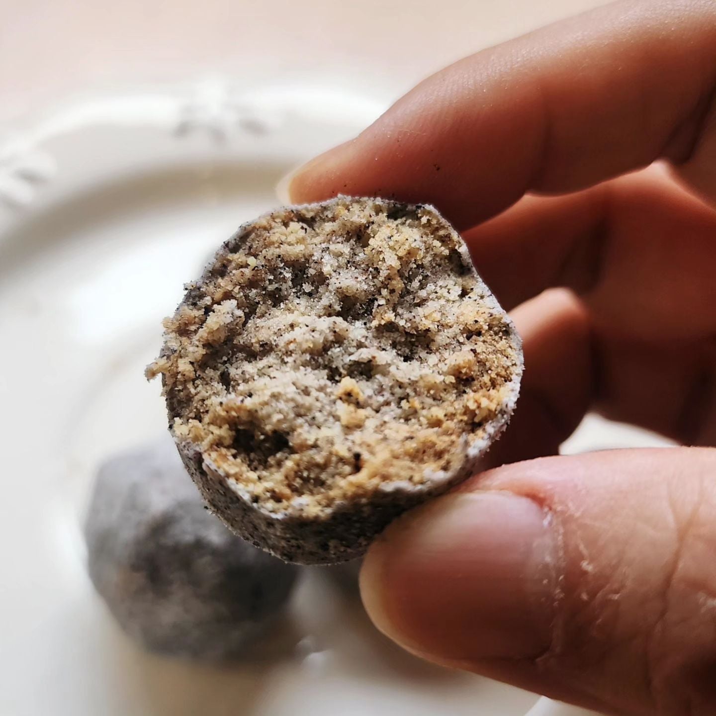 [Gluten-Free Snack] Black Rice Snowball Cookies