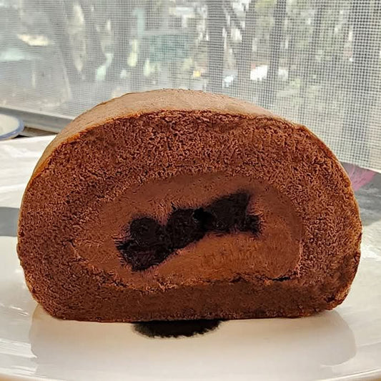 [Gluten-Free Cake] Chocolate Blueberry Fresh Cream Roll Cake