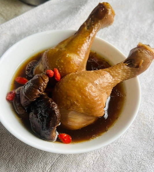 【Witch’s Soup】Traditional Herbal Chicken Soup