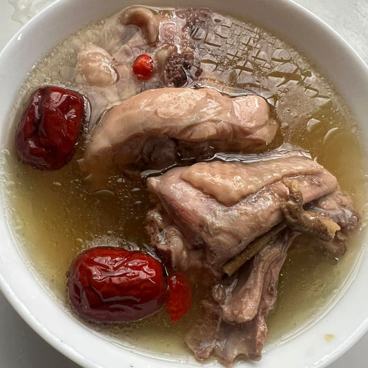 【Witch’s Soup】green foxtail Chicken  Soup
